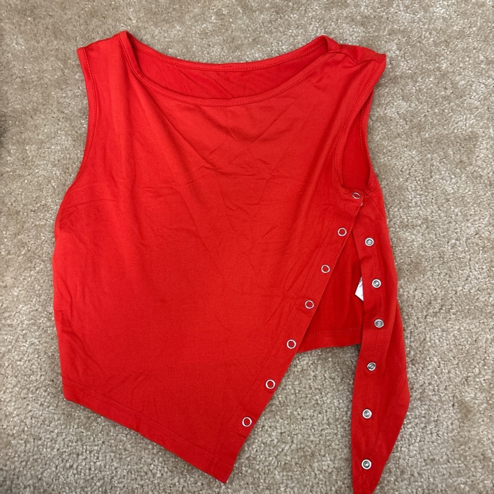 SHEIN Red Asymmetrical Button Crop Top